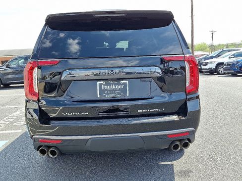 Used 2023 GMC Yukon Denali Ultimate AWD/4WD image 5