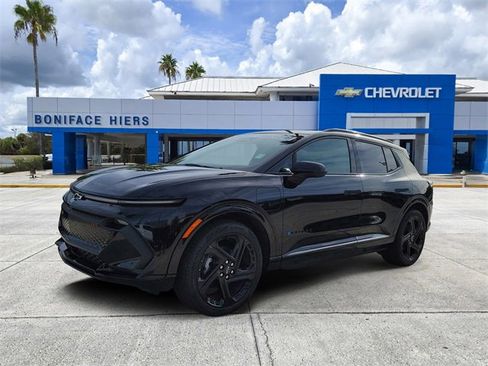 New 2026 Chevrolet Equinox EV RS image 3