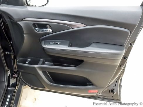 Used 2022 Honda Pilot Sport image 30