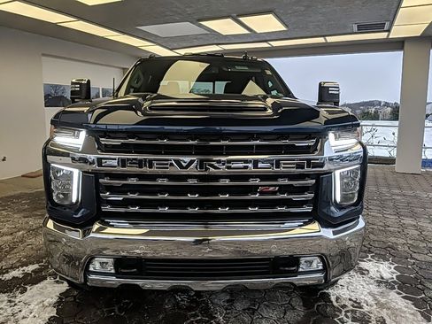 Used 2021 Chevrolet Silverado 2500 LTZ w/ LTZ Plus Package image 2