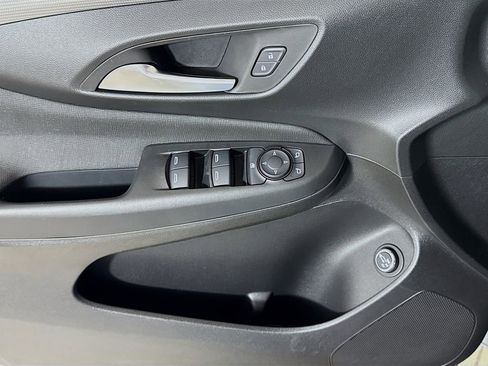 New 2026 Buick Envista Avenir image 15