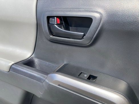 Certified 2023 Toyota Tacoma SR5 image 11