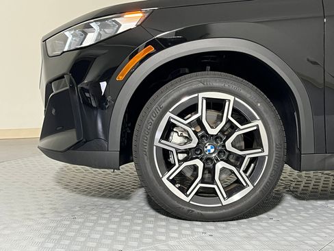 Used 2025 BMW X2 xDrive28i w/ Convenience Package image 11