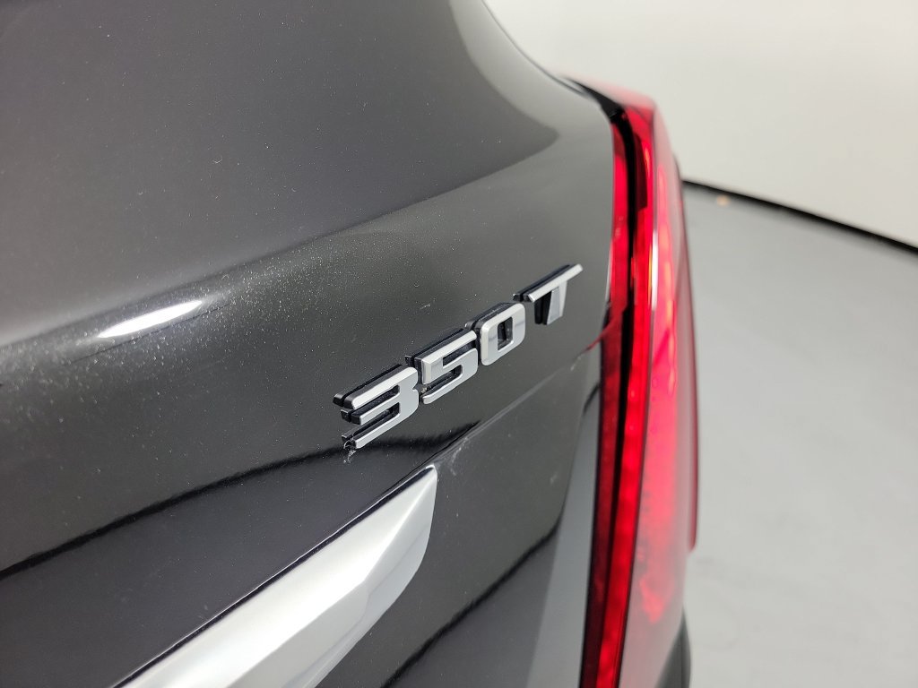 Used 2023 Cadillac XT5 Premium Luxury w/ Technology Package FWD image 8