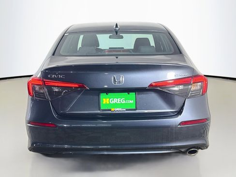 Used 2023 Honda Civic Sport image 8