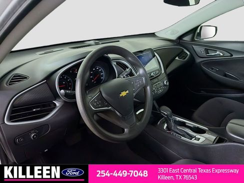 Used 2023 Chevrolet Malibu LT image 10