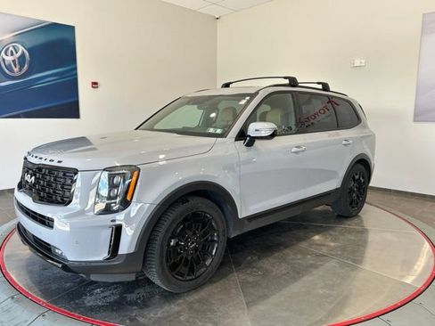 Used 2022 Kia Telluride SX w/ Nightfall Edition Package AWD/4WD image 2