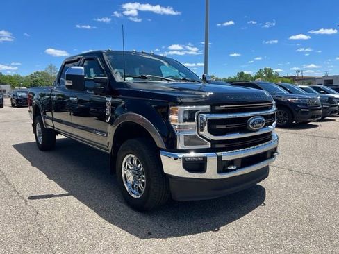 Certified 2022 Ford F350 King Ranch w/ King Ranch Ultimate Package AWD/4WD image 3