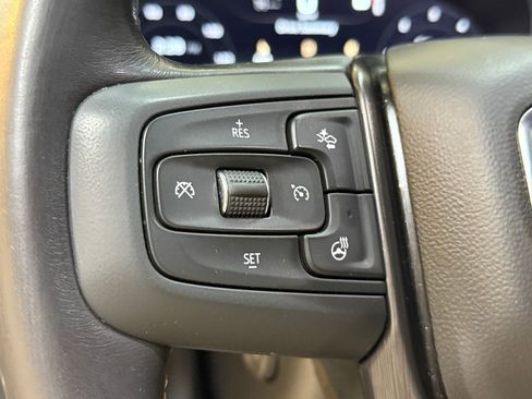 Used 2023 GMC Yukon AT4 w/ AT4 Premium Package image 16