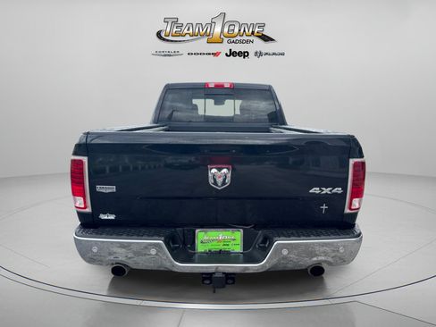 Used 2017 RAM 1500 Laramie w/ Convenience Group AWD/4WD image 7