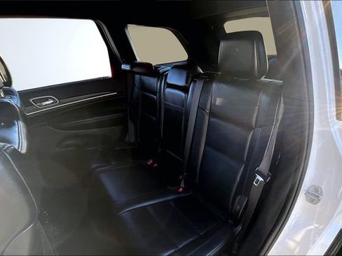 Used 2019 Jeep Grand Cherokee Limited image 21