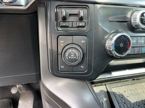 Certified 2025 Ford F150 Lariat w/ Equipment Group 502A High AWD/4WD image 26