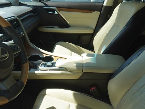 Used 2019 Lexus RX 350 FWD w/ Navigation Package image 5