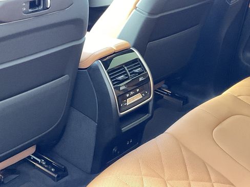 New 2026 BMW X5 xDrive40i w/ Climate Comfort Package image 25
