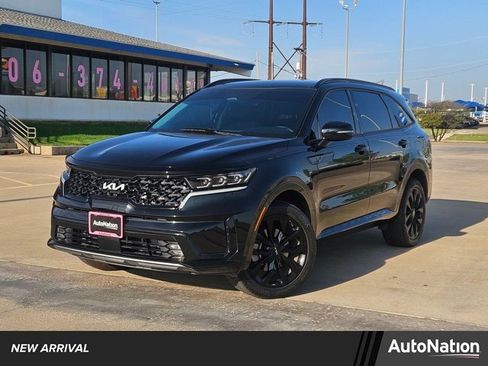 Used 2023 Kia Sorento SX image 1