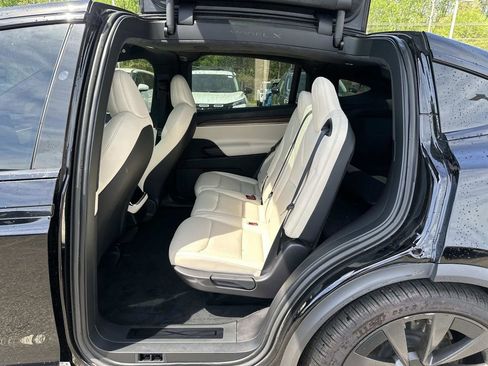 Used 2023 Tesla Model X AWD/4WD image 25