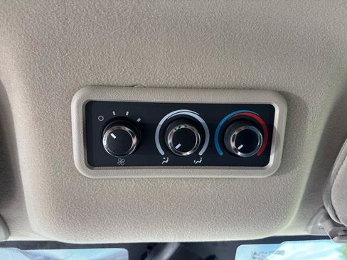 Used 2024 Chevrolet Express 3500 LS RWD image 19