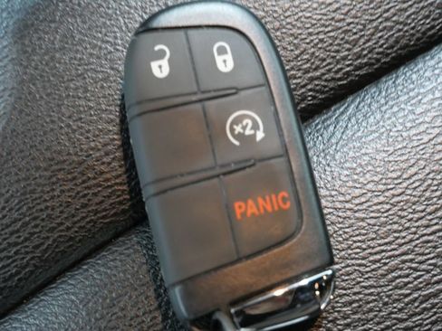 Used 2025 Jeep Compass Limited AWD/4WD image 27