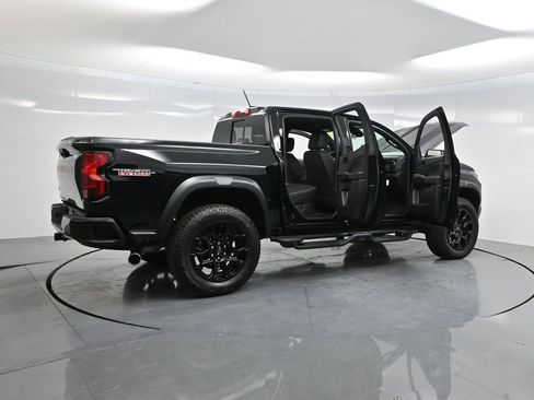 Used 2026 Chevrolet Colorado Trail Boss image 4