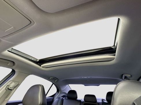 Used 2015 Acura TLX V6 w/ Technology Package image 23