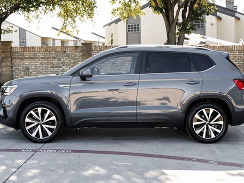 Used 2023 Volkswagen Taos SE image 21