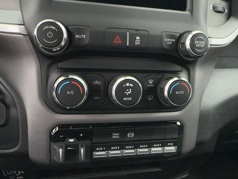 New 2023 RAM 4500 SLT w/ Quick Order Package 2YG SLT image 16