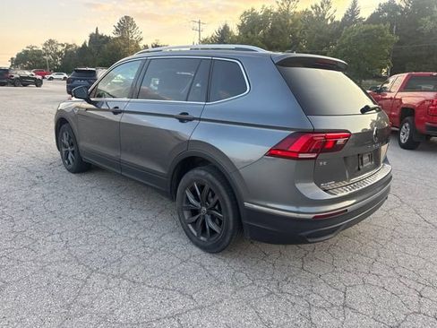 Used 2022 Volkswagen Tiguan SE AWD/4WD image 7