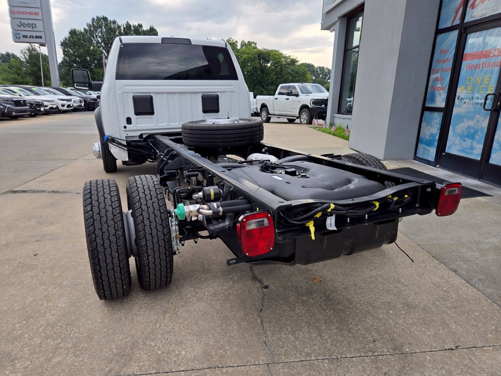 New 2026 RAM 5500 Tradesman w/ Chrome Appearance Group AWD/4WD image 8