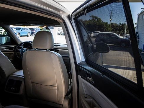 Used 2018 Volkswagen Atlas SE image 47