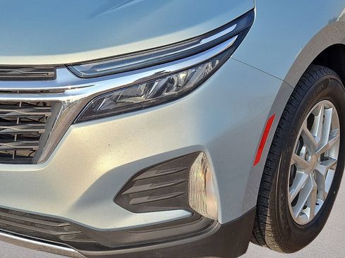 Used 2022 Chevrolet Equinox LT FWD image 9
