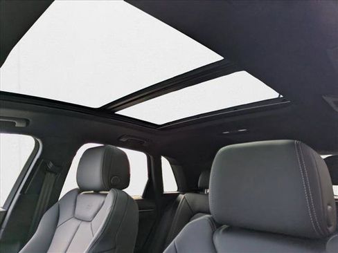 New 2025 Audi Q3 2.0T Premium image 14