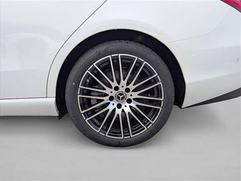 New 2026 Mercedes-Benz C 300 4MATIC Sedan image 10
