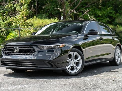 Used 2024 Honda Accord LX image 3