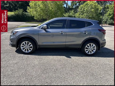 Certified 2022 Nissan Rogue Sport S FWD image 4