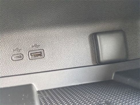 New 2026 Chevrolet Traverse LT w/ Driver Confidence Package image 22