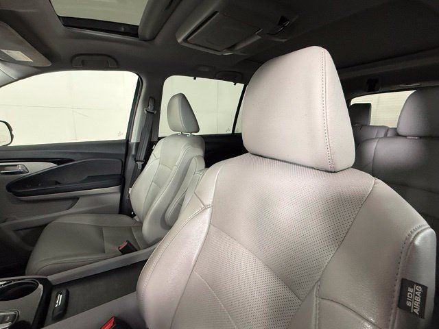 Used 2021 Honda Pilot Elite image 14