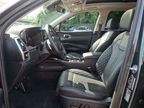 Used 2023 Kia Sorento SX Prestige AWD/4WD image 14