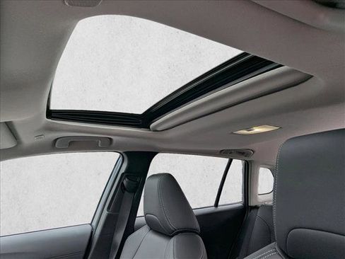 Used 2026 Toyota Corolla Cross XLE w/ Convenience Package image 16