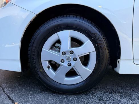 Used 2010 Toyota Prius Three FWD image 8