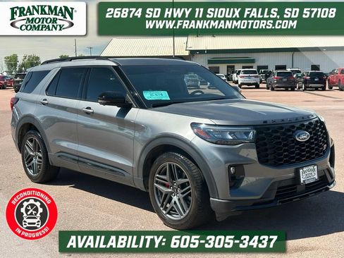 Used 2025 Ford Explorer ST w/ Sun And Sound Package AWD/4WD image 1