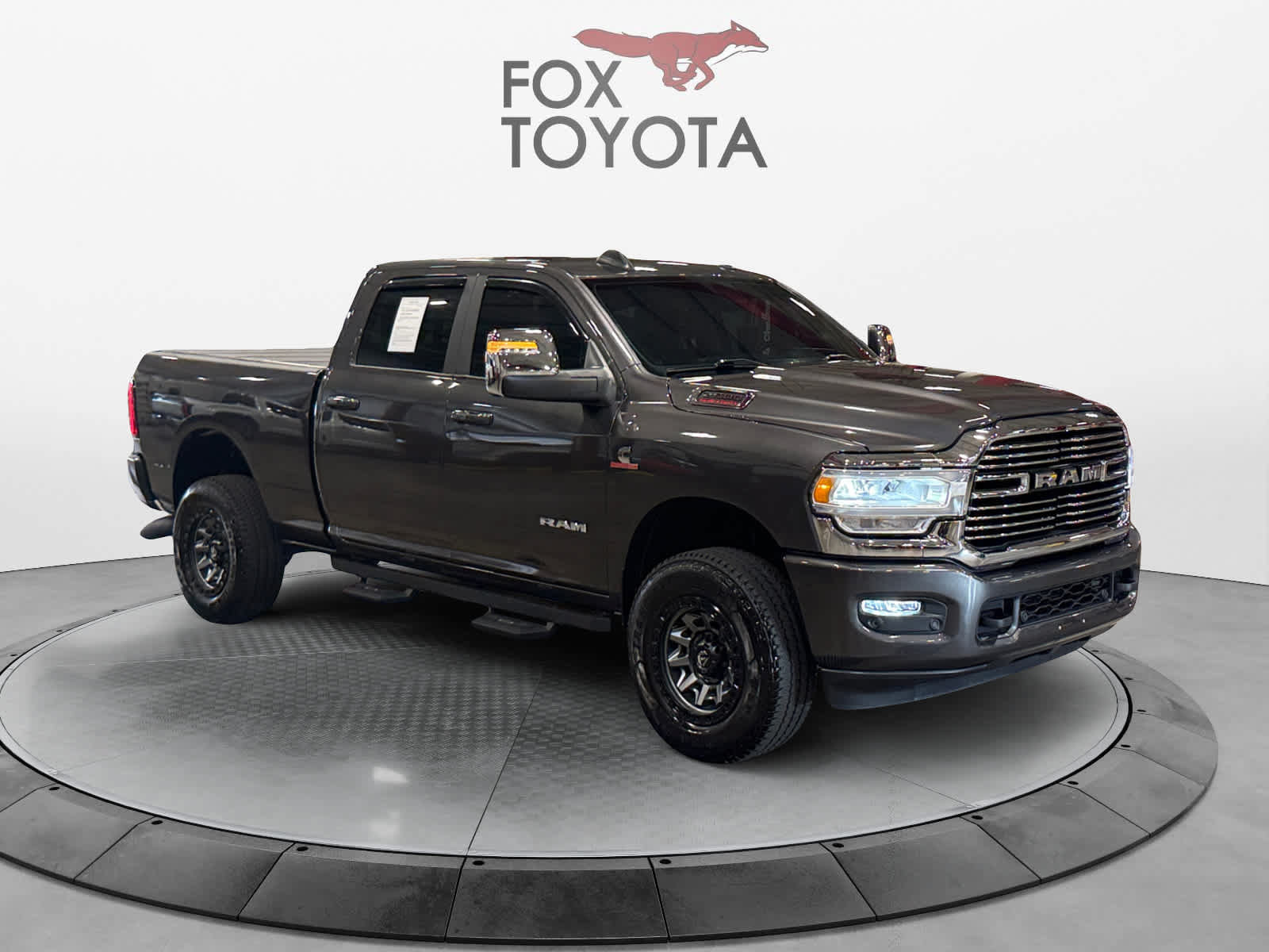 Used 2024 RAM 2500 Laramie AWD/4WD image 8