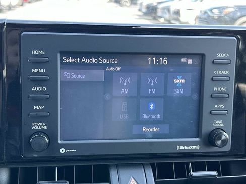 Used 2020 Toyota RAV4 XLE FWD image 35