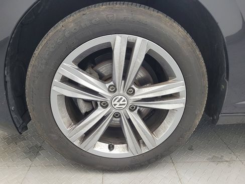Used 2019 Volkswagen Jetta R-Line FWD image 31