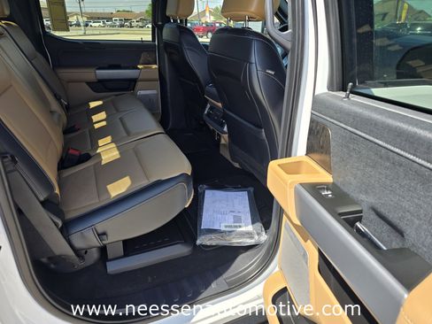 Used 2024 Ford F350 Lariat w/ Sport Appearance Package image 16