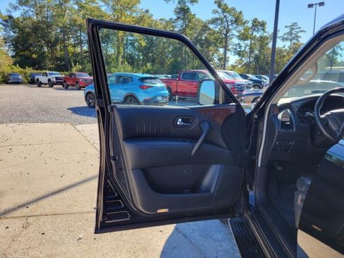 Used 2020 Nissan Armada SL image 13