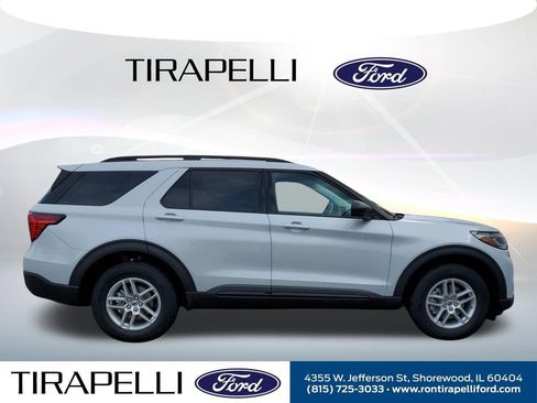 New 2026 Ford Explorer Active image 7