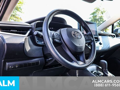 Used 2023 Toyota Corolla LE image 27