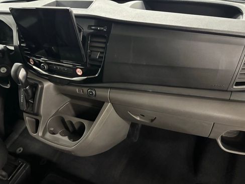 Used 2023 Ford Transit 350 XLT image 22