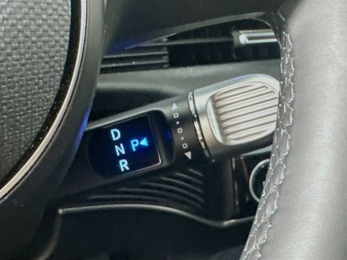 Used 2024 Hyundai Ioniq 5 SEL image 25