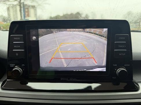 Certified 2023 Kia Seltos LX image 18